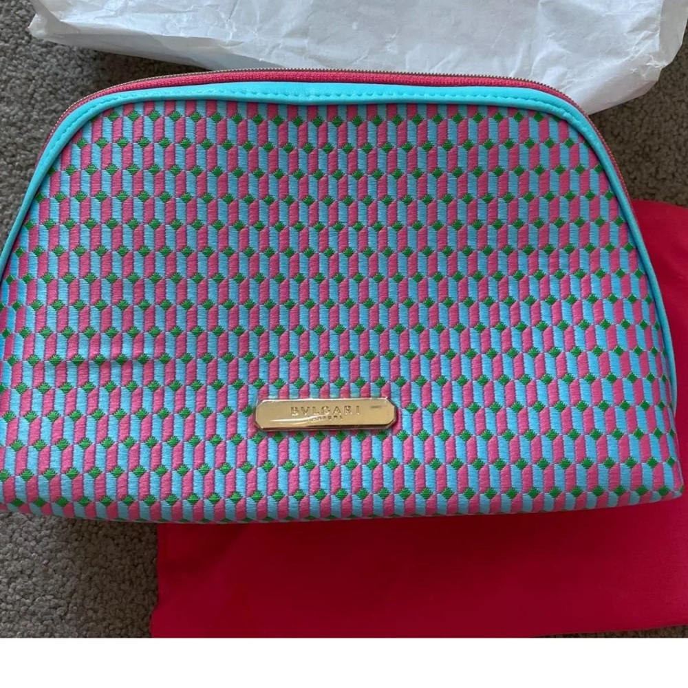 buvlgari make up bag